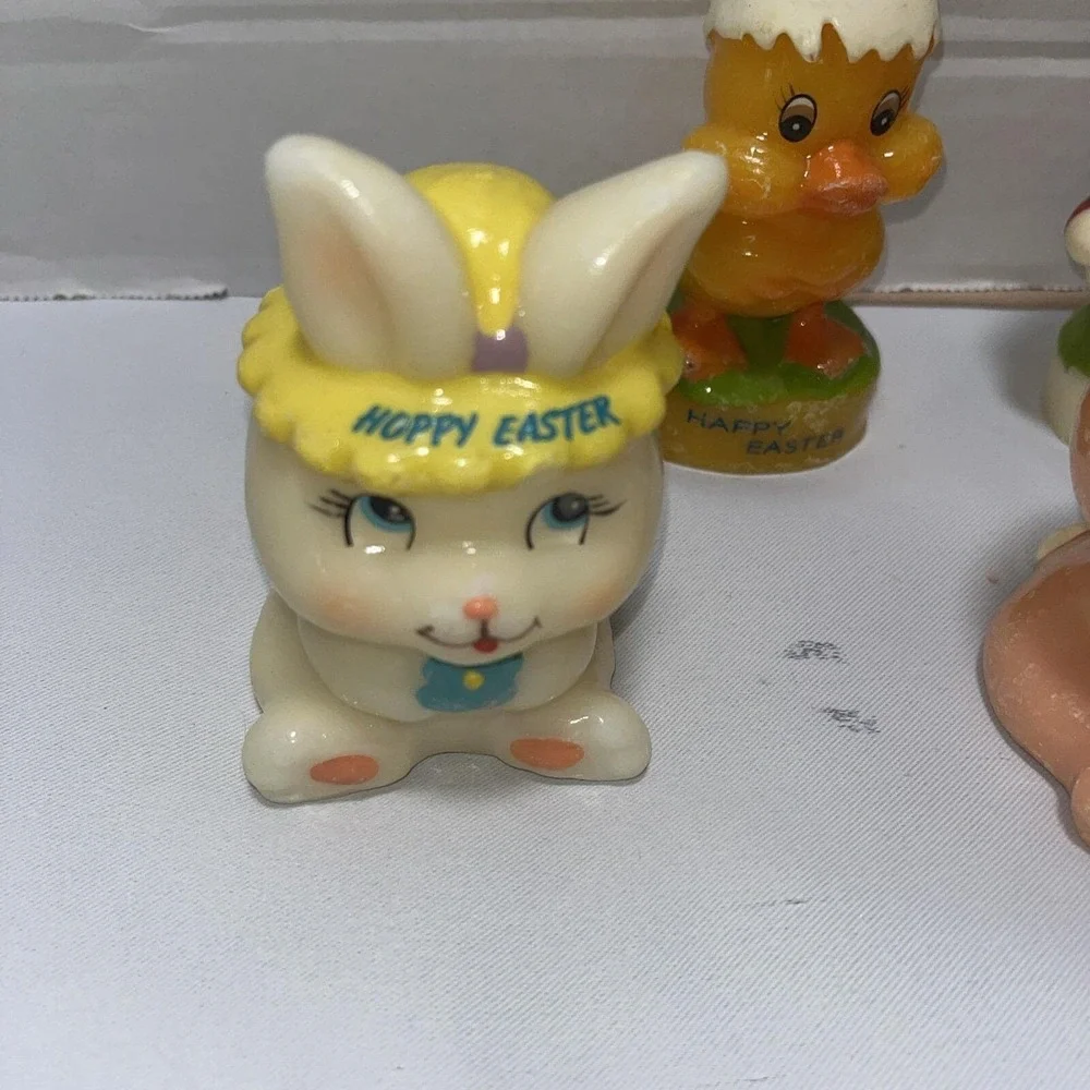 Lot‎ of 9 Vintage Russ Berrie Figural Unlit Bunny Chicks  Candles Easter